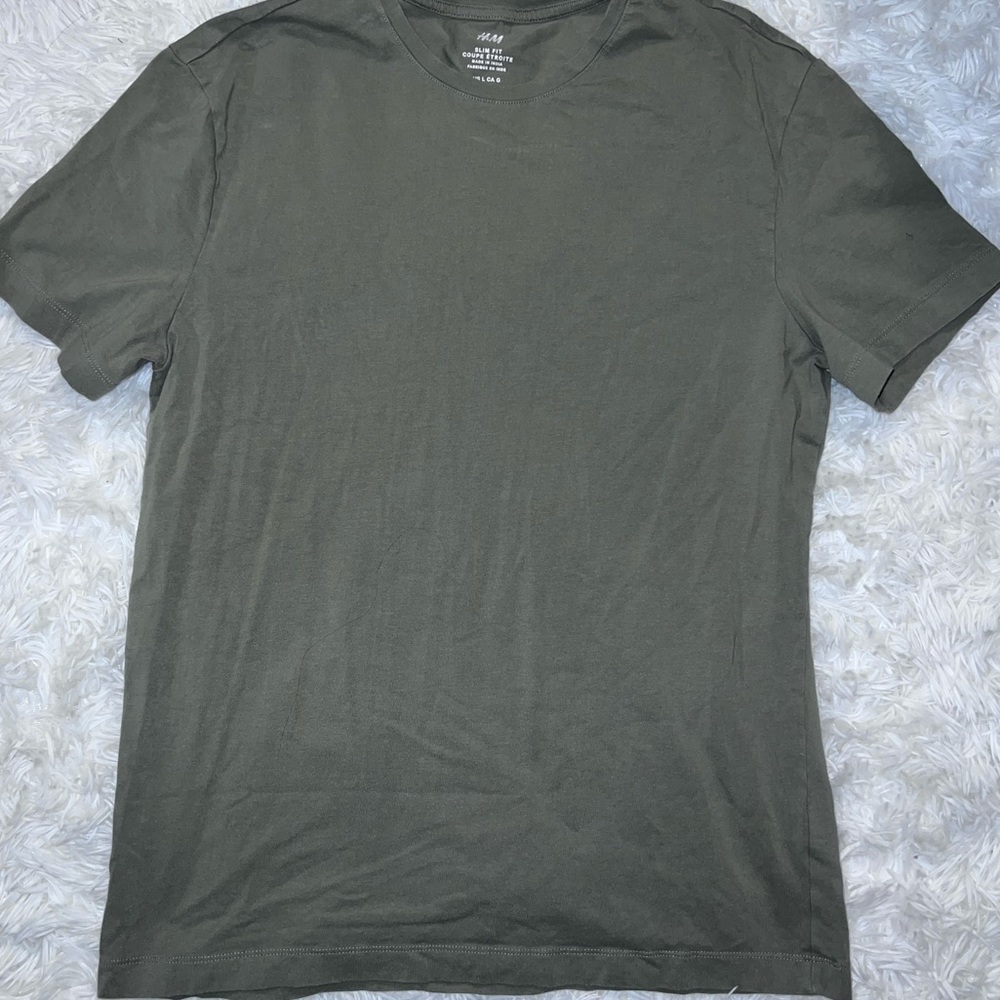H&M unisex tee shirt; soft material. Medium. Gently used.